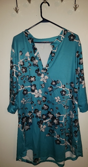 simply aster Tops - Tunic teal blue floral flower blossom 🌸 2x